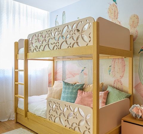 Como escolher uma beliche prática e estilosa para o quarto dos irmãos